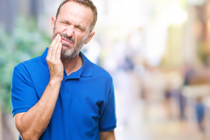 Estrazione dente dolore dopo 5 giorni