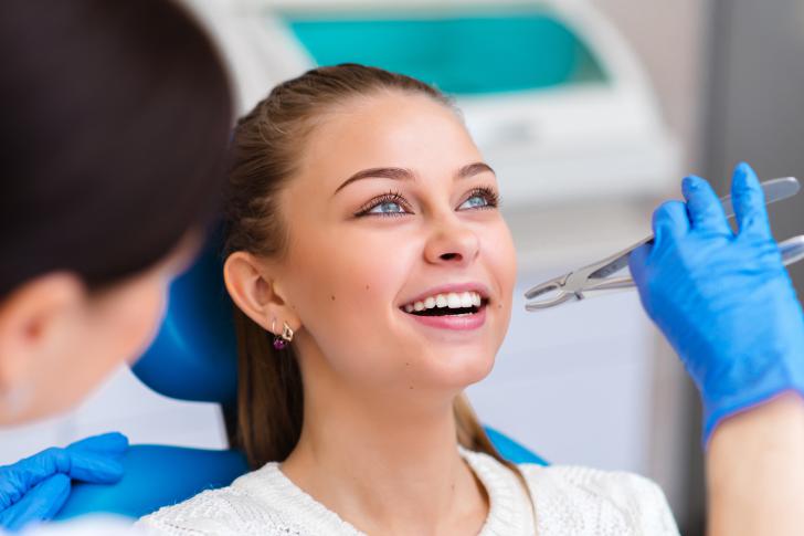 Estrazione dente fa male