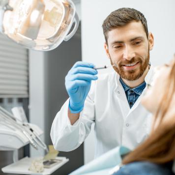 Gengiva gonfia dente del giudizio