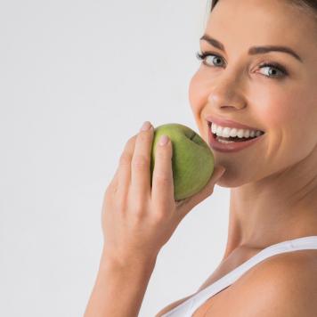 Dopo impianto dentale cosa mangiare